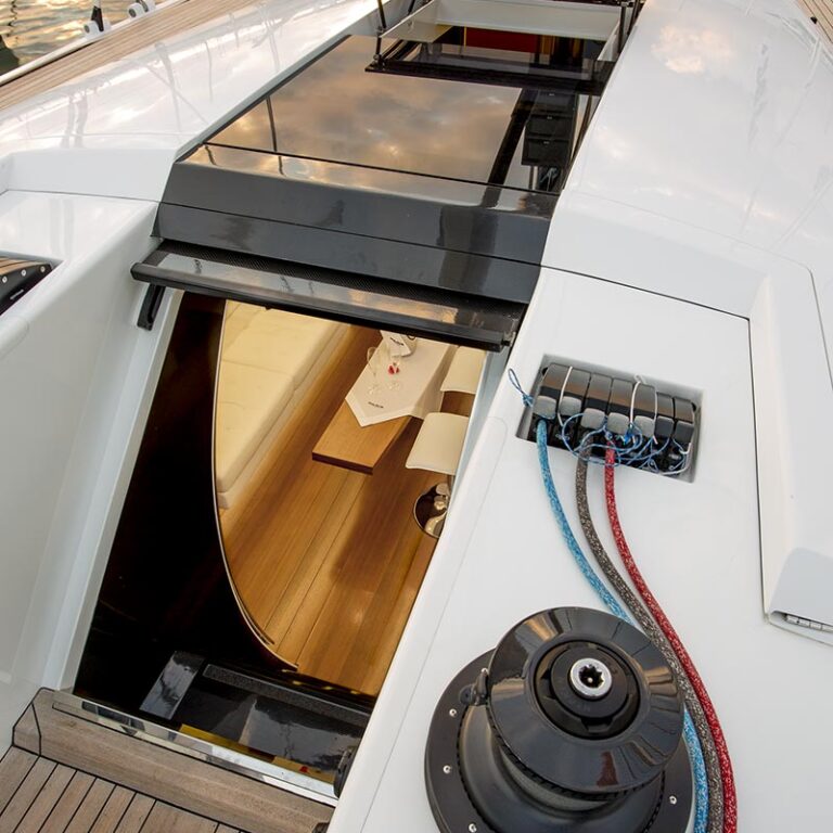 Detail-21-Alberto-Simeone-Yacht-Designer